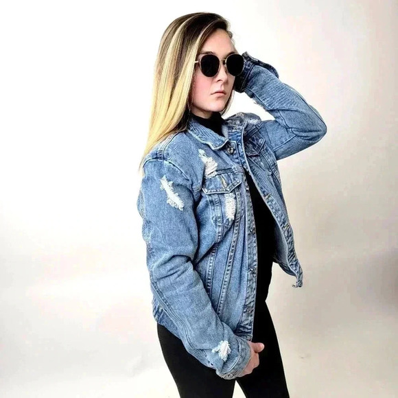 Ripped Faded Wash Denim Jean Trucker Jacket - L - Picture 5 of 6